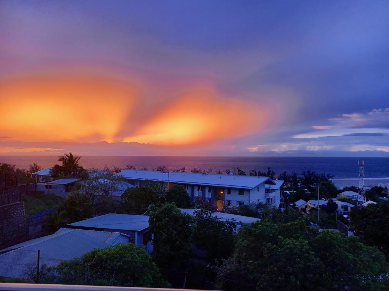 Appart Lumineux Vue Mer Leu Emra Saint-Leu Extérieur photo