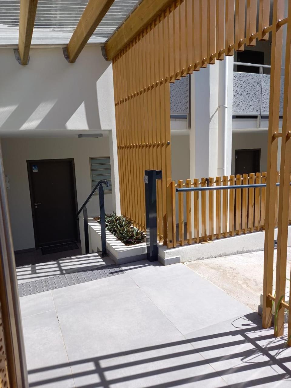 Appart Lumineux Vue Mer Leu Emra Saint-Leu Extérieur photo